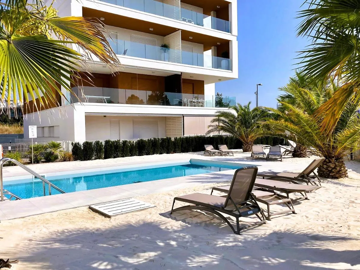 Sun Beach Residence Con Piscina - Piazza Brescia - Adria Holiday Jesolo - Family Apartments İtalya