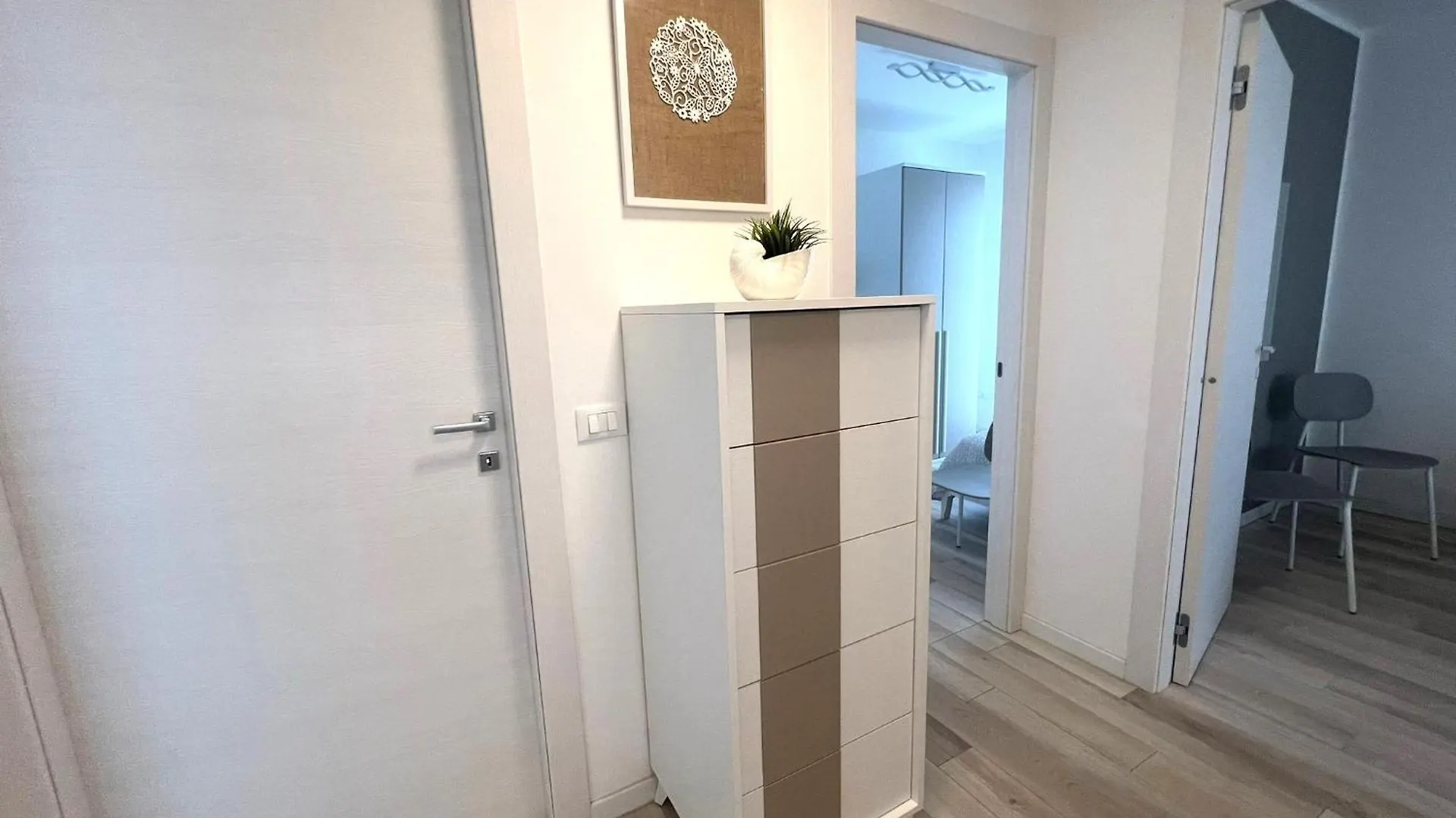 Sun Beach Residence Con Piscina - Piazza Brescia - Adria Holiday Jesolo - Family Apartments